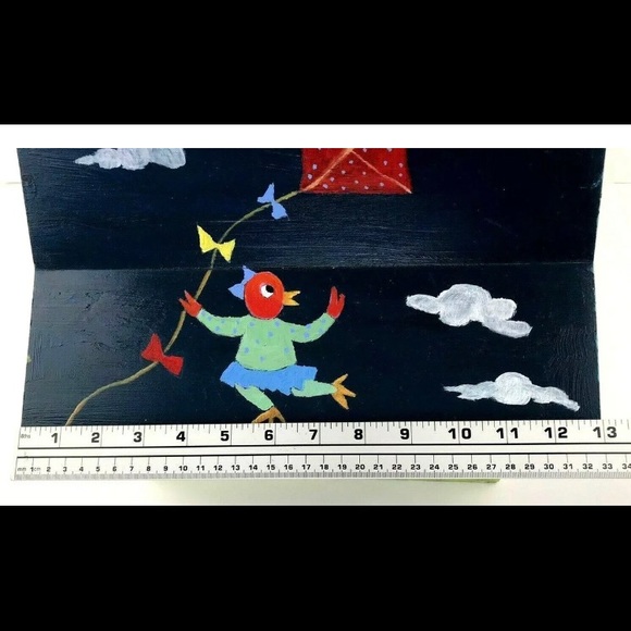 Artist Barbara Olsen Hand-painted bird house - Picture 11 of 12